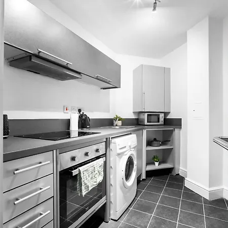 Luxury Two Bedroom - Jq - Fast Wifi 101tw Birmingham